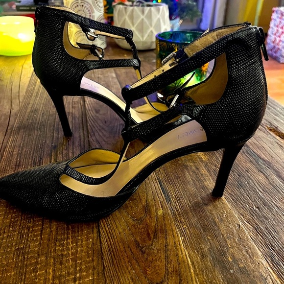 Nine West Black Heels with Stiletto Design and Ankle Straps - Picture 2 of 6